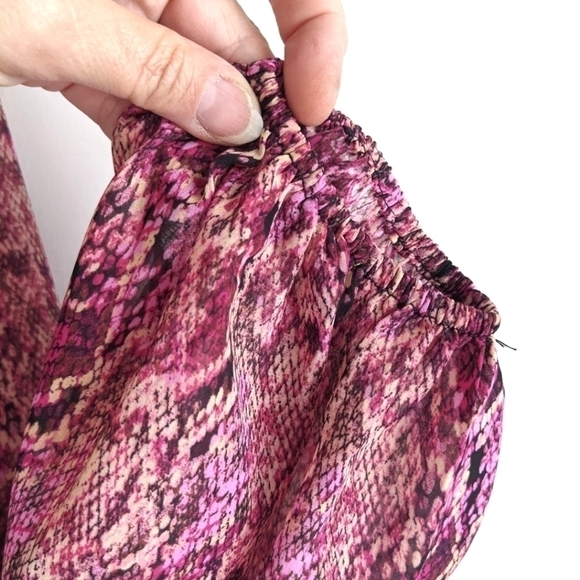 𝅺nwt Bar III Cut Out Back Pink Snake Print Mini Dress L - Picture 8 of 15